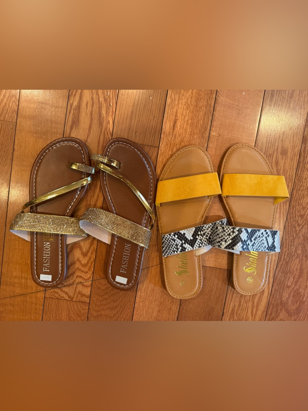Women's Flat Sandal Bundle Set Yellow Snakeskin & Metallic Gold Size 10 NWOT